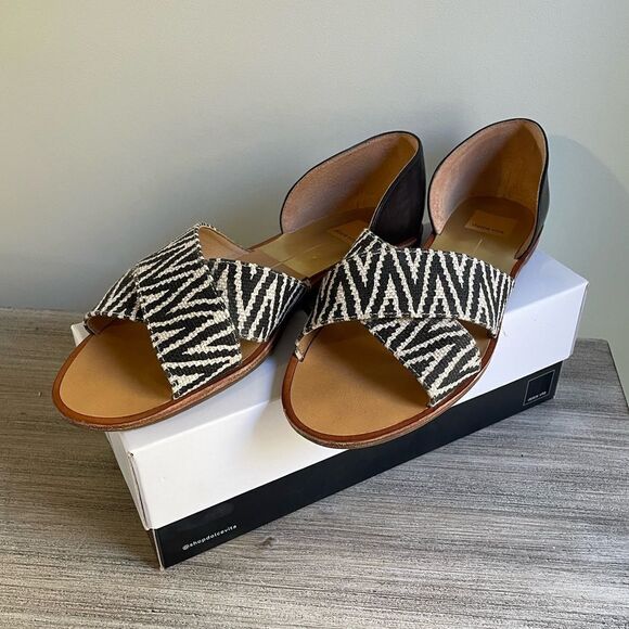 Dolce Vita Delila Sandals - Picture 3 of 5